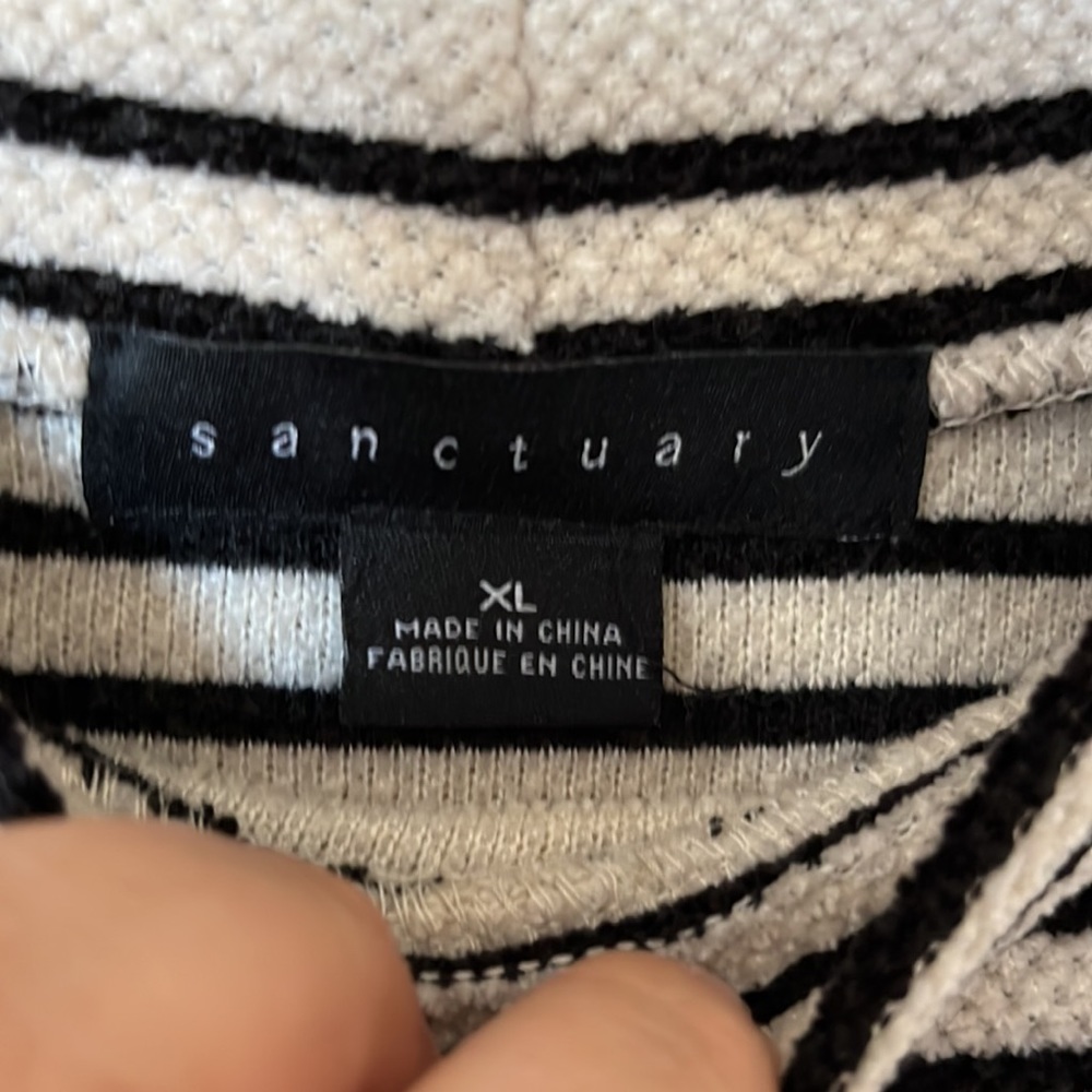 sanctuary long sleeve shirt sz XL - Picture 3 of 3